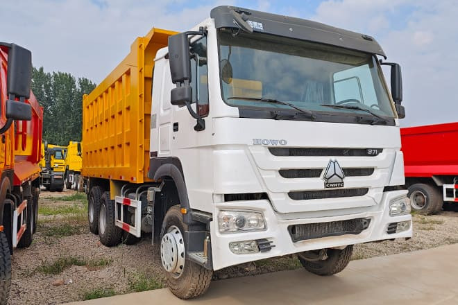 SINOTRUK Second Hand Sinotruk Howo 371 Dump Truck Specifications for Sale in Uruguay - Самосвал: фото 1 SINOTRUK Second Hand Sinotruk Howo 371 Dump Truck Specifications for Sale in Uruguay - Самосвал: фото 1