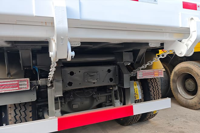 SINOTRUK Used Sinotruk Howo 371 10 Wheeler Dump Truck for Sale in Kenya - Самосвал: фото 4 SINOTRUK Used Sinotruk Howo 371 10 Wheeler Dump Truck for Sale in Kenya - Самосвал: фото 4