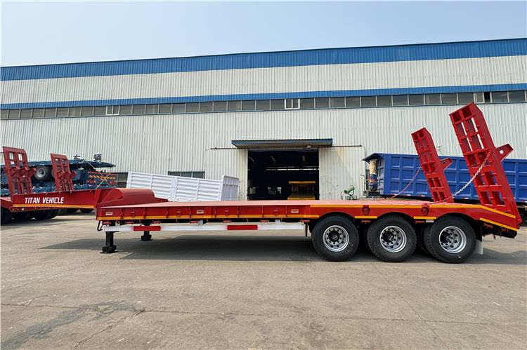 TITAN 3 Axle 60 Ton Truck Lowbed Trailer for Sale In Kenya - Низкорамный полуприцеп: фото 3 TITAN 3 Axle 60 Ton Truck Lowbed Trailer for Sale In Kenya - Низкорамный полуприцеп: фото 3