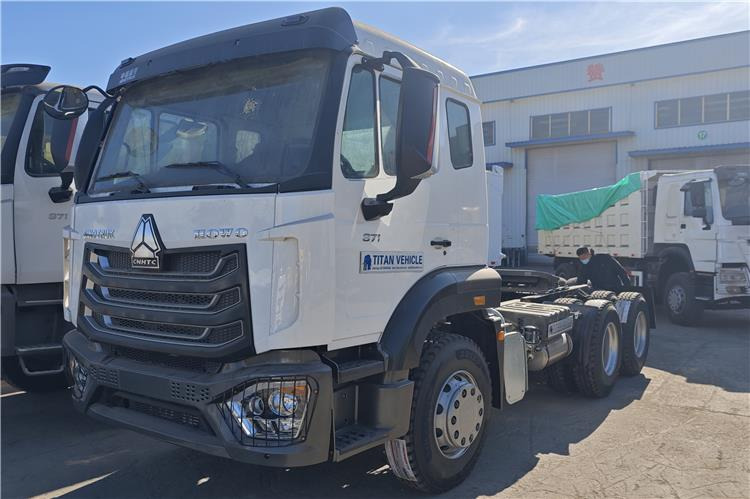 Sinotruk Used Hohan Truck Tractor 10 Wheeler for Sale In Burkina Faso - Тягач: фото 1 Sinotruk Used Hohan Truck Tractor 10 Wheeler for Sale In Burkina Faso - Тягач: фото 1