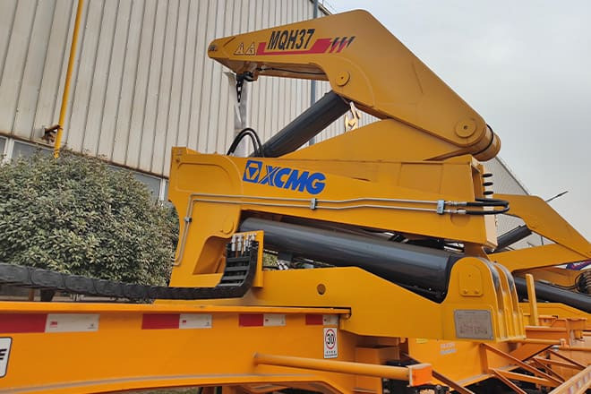 XCMG 37 Ton Side Lifter Container for Sale in Vietnam - Полуприцеп-контейнеровоз/ Сменный кузов: фото 3 XCMG 37 Ton Side Lifter Container for Sale in Vietnam - Полуприцеп-контейнеровоз/ Сменный кузов: фото 3