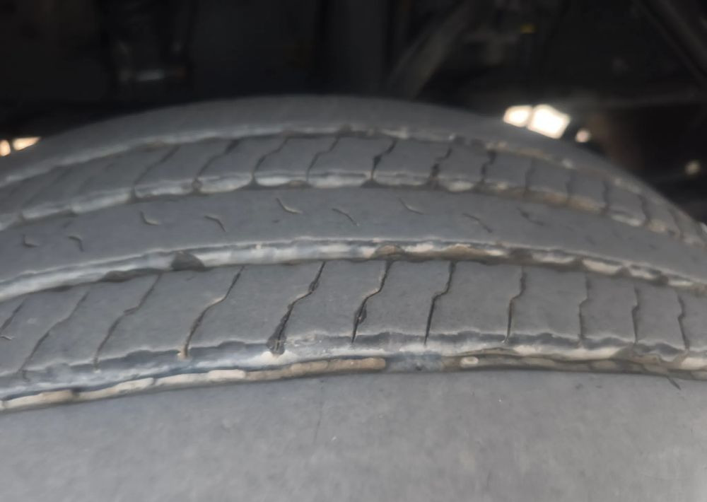 DAF LF 18.320 Kontener 20 palet - Грузовик с закрытым кузовом: фото 3 DAF LF 18.320 Kontener 20 palet - Грузовик с закрытым кузовом: фото 3