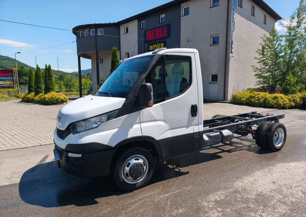 Iveco DAILY 35c14 2.3 hpi rama do zabudowy, 3,75 rozstaw - Грузовик-шасси: фото 1 Iveco DAILY 35c14 2.3 hpi rama do zabudowy, 3,75 rozstaw - Грузовик-шасси: фото 1