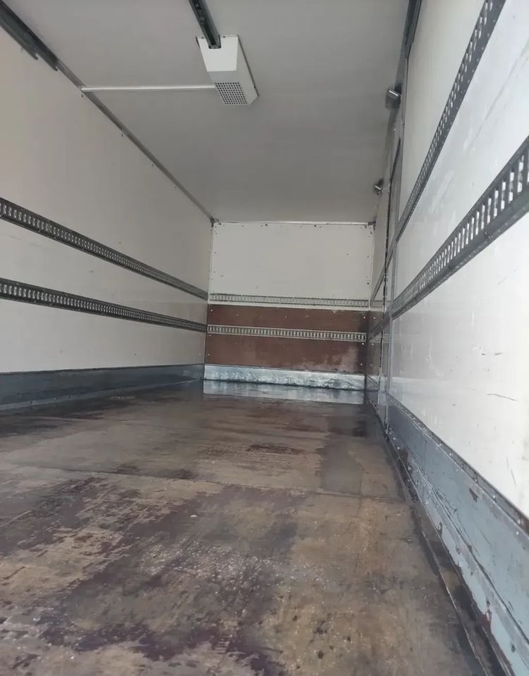 MAN TGM 18.290 kontener , winda - Грузовик с закрытым кузовом: фото 5 MAN TGM 18.290 kontener , winda - Грузовик с закрытым кузовом: фото 5