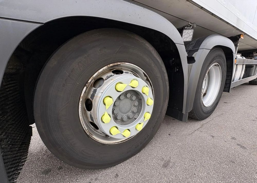 Рефрижератор Mercedes-Benz Actros 2543 6x2 chłodnia izoterma 18 palet oś skrętna: фото 13 Рефрижератор Mercedes-Benz Actros 2543 6x2 chłodnia izoterma 18 palet oś skrętna: фото 13