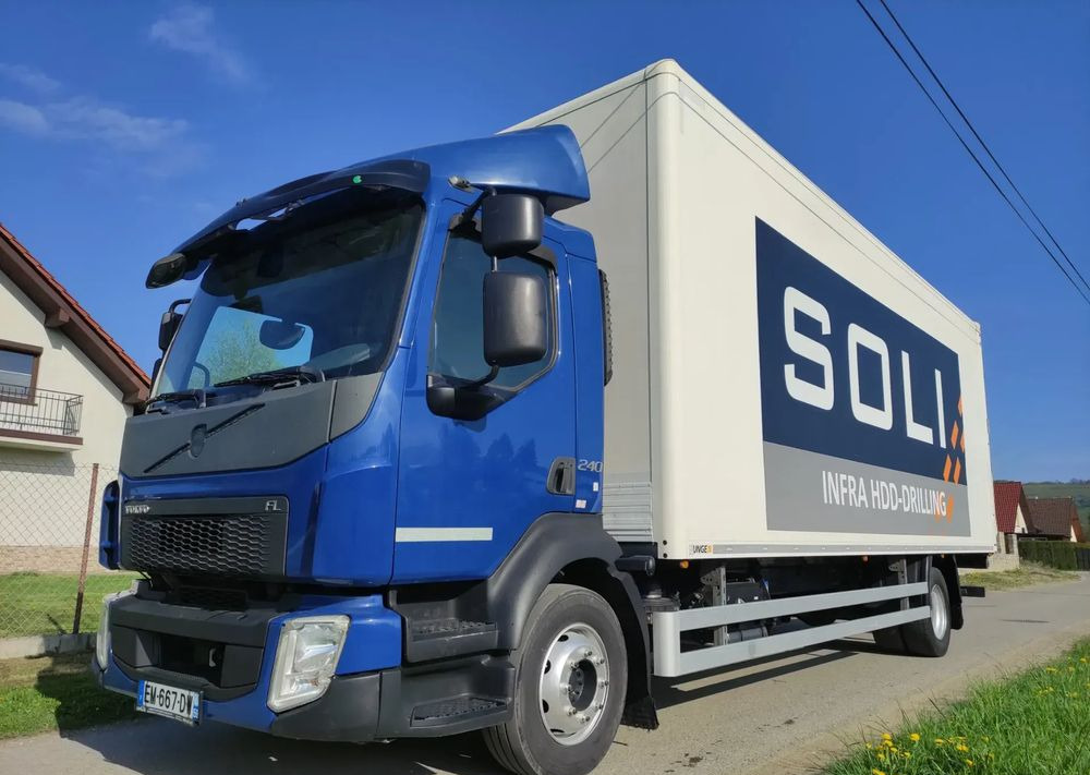 Volvo FL 12.240 klima blokada kontener 18 pal kurierka - Грузовик с закрытым кузовом: фото 1 Volvo FL 12.240 klima blokada kontener 18 pal kurierka - Грузовик с закрытым кузовом: фото 1