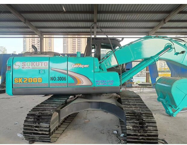 2023 KOBELCO SK200 - Гусеничный экскаватор: фото 2 2023 KOBELCO SK200 - Гусеничный экскаватор: фото 2
