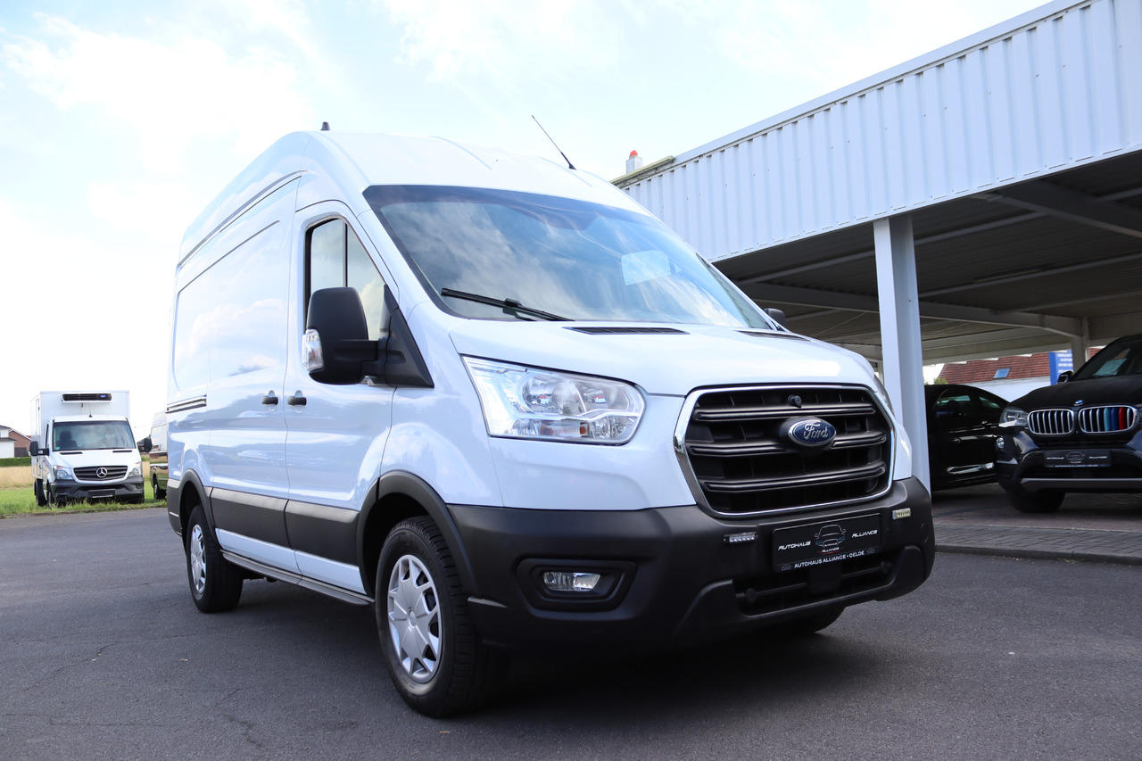 Ford Transit - Цельнометаллический фургон: фото 4 Ford Transit - Цельнометаллический фургон: фото 4