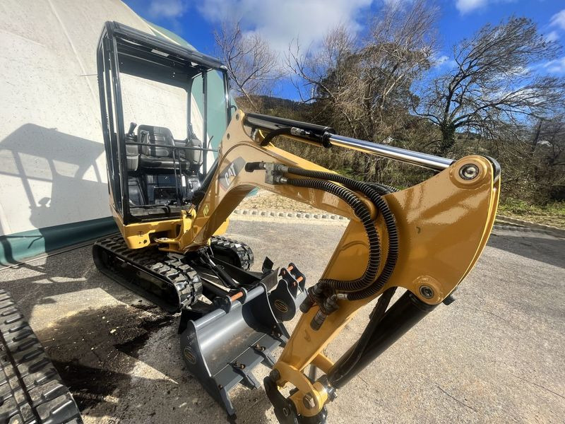 CATERPILLAR 301.C - Мини-экскаватор: фото 2 CATERPILLAR 301.C - Мини-экскаватор: фото 2