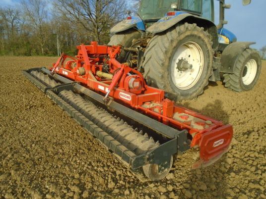 Maschio AQUILA 6000 - Активная борона: фото 1 Maschio AQUILA 6000 - Активная борона: фото 1