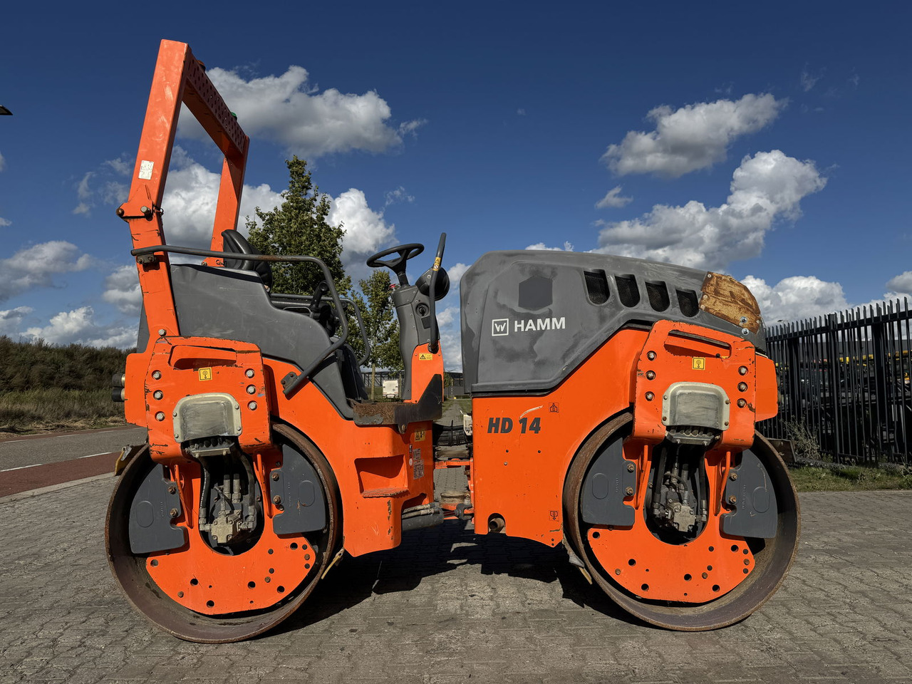 Hamm HD 14 VV - Дорожный каток: фото 1 Hamm HD 14 VV - Дорожный каток: фото 1