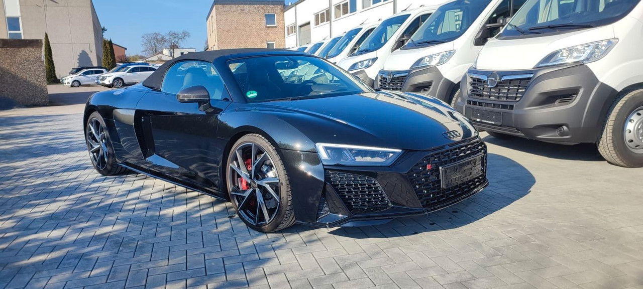 Audi R8 Spyder 5.2 FSI RWD performance - Кабриолет: фото 4 Audi R8 Spyder 5.2 FSI RWD performance - Кабриолет: фото 4