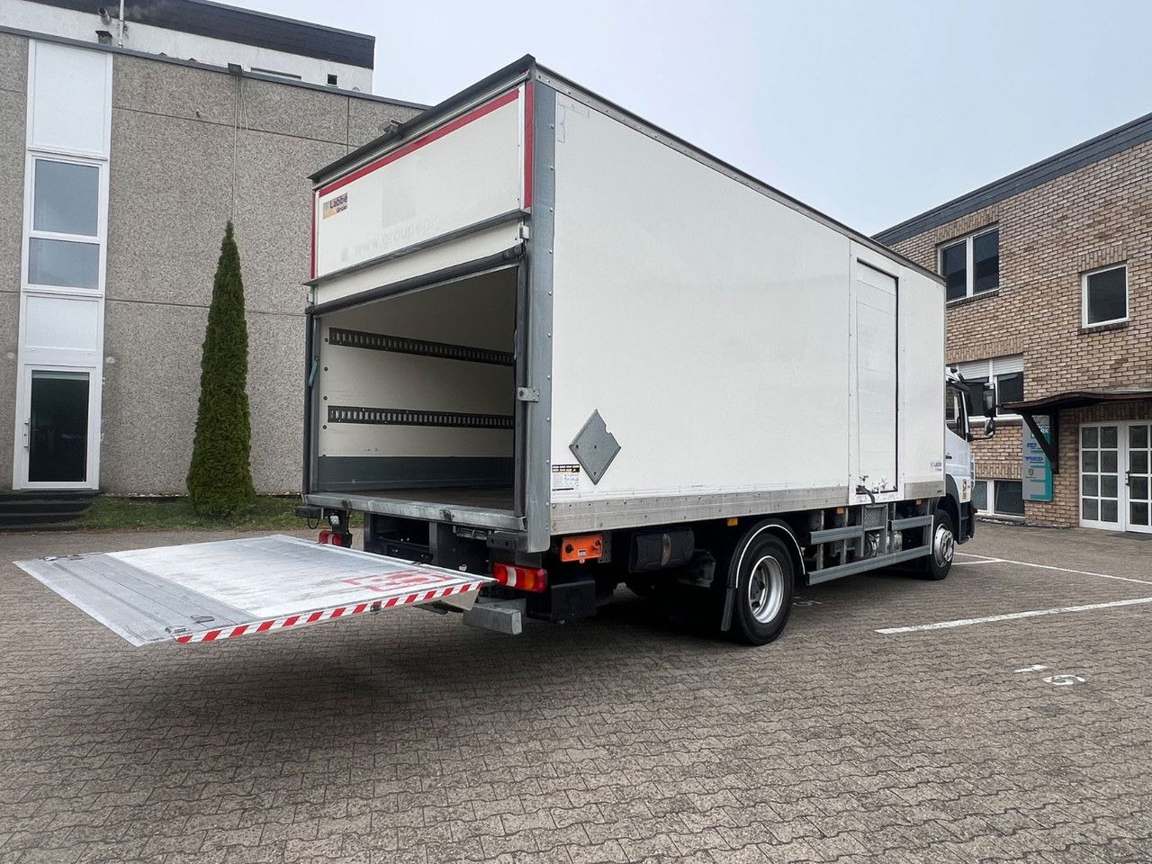 Грузовик с закрытым кузовом Mercedes-Benz Atego 1218 L Classic-Vermietung möglich-ADR-LBW: фото 18 Грузовик с закрытым кузовом Mercedes-Benz Atego 1218 L Classic-Vermietung möglich-ADR-LBW: фото 18