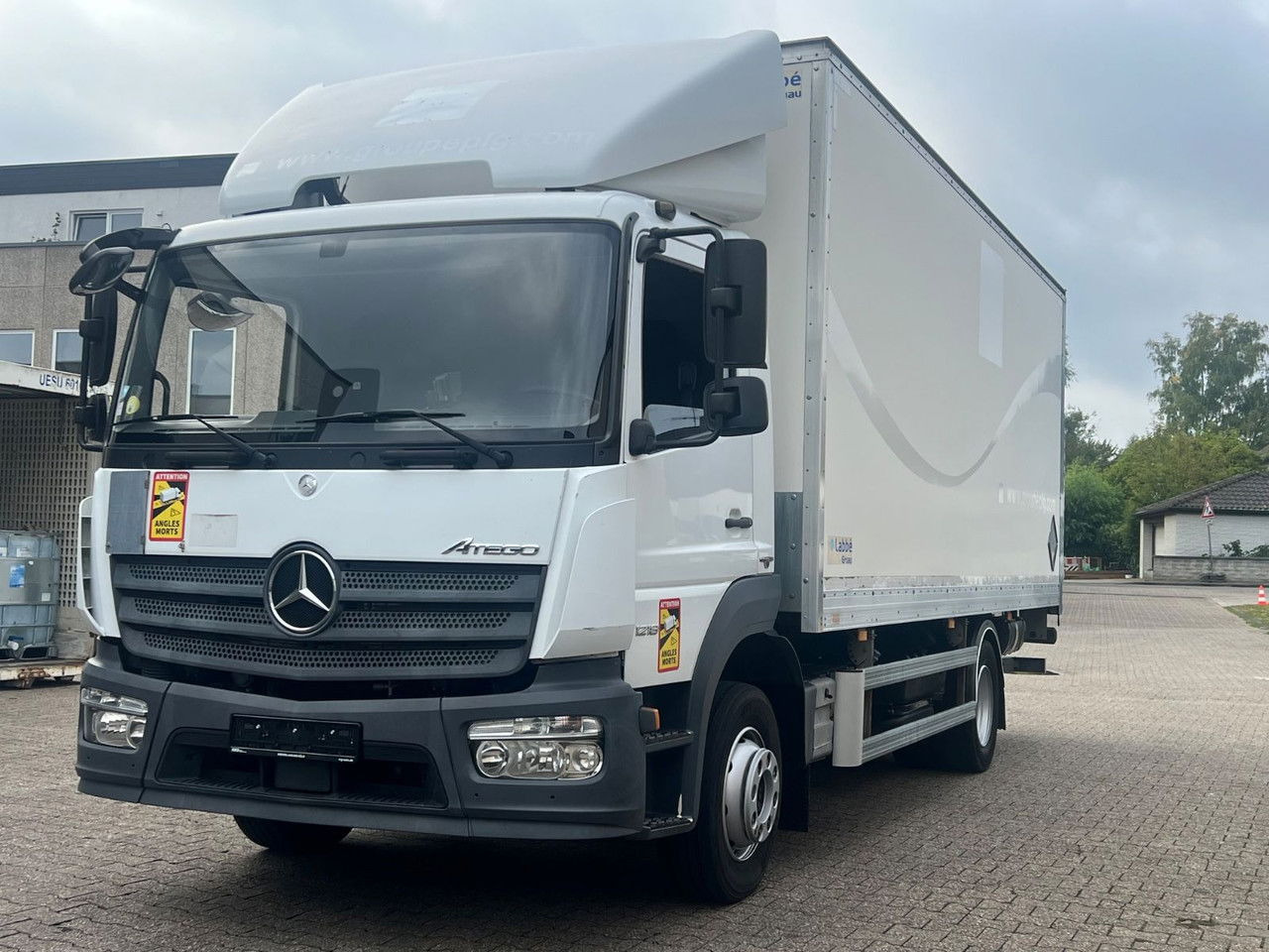 Mercedes-Benz Atego 1218 L Classic-Vermietung möglich-ADR-LBW - Грузовик с закрытым кузовом: фото 2 Mercedes-Benz Atego 1218 L Classic-Vermietung möglich-ADR-LBW - Грузовик с закрытым кузовом: фото 2
