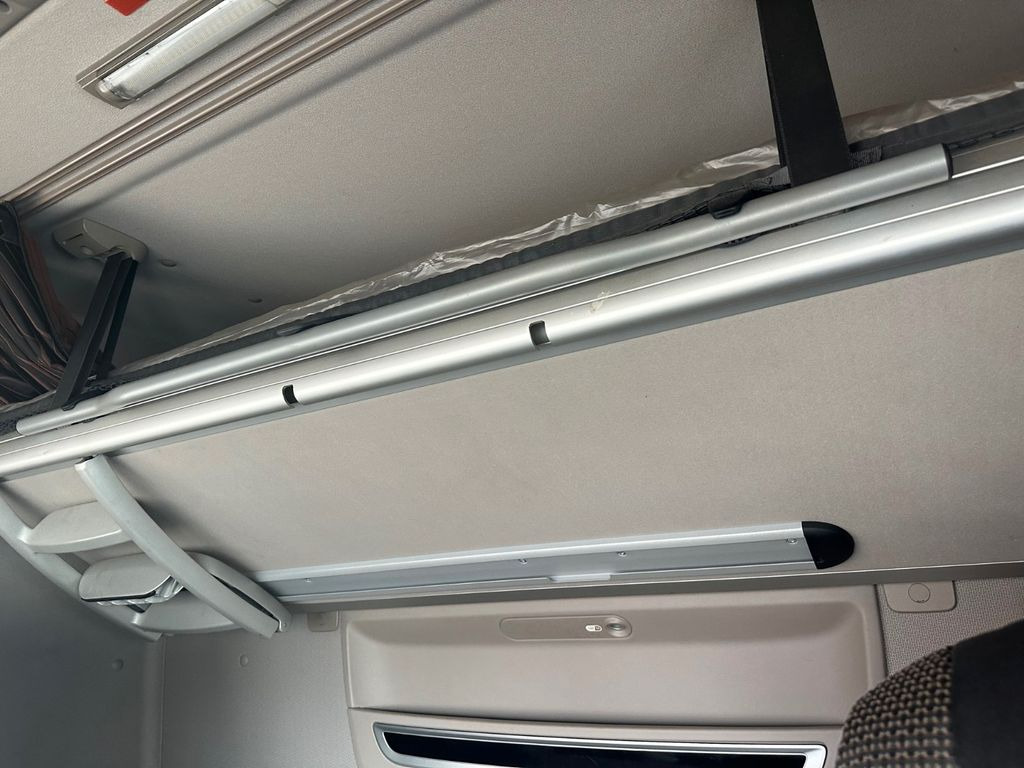 Грузовик-контейнеровоз/ Сменный кузов DAF XF 460 SpaceCab Retarder TÜV neu DAF XF 460 SpaceCab Retarder: фото 9