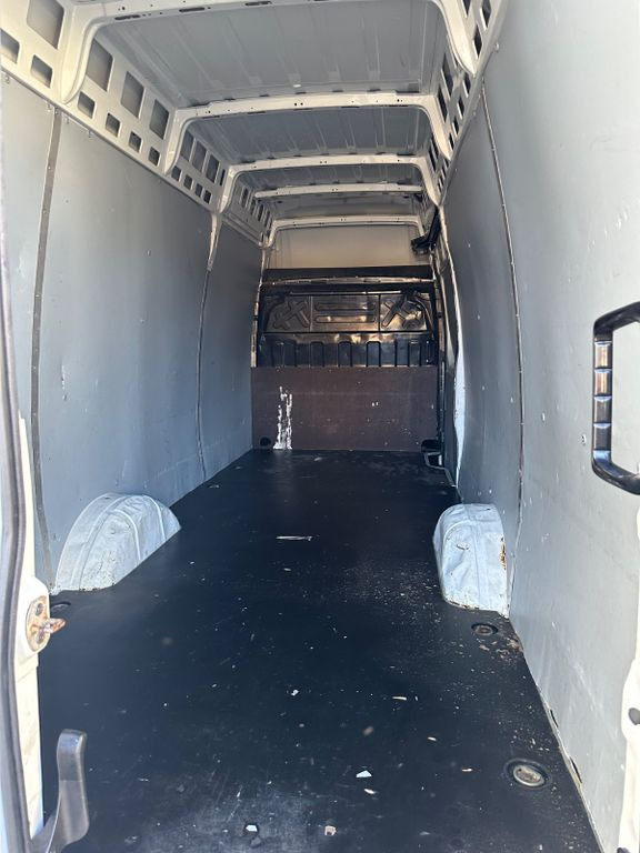 Iveco Daily 35S14 MAXI L4H3 HiMatic - Цельнометаллический фургон: фото 5 Iveco Daily 35S14 MAXI L4H3 HiMatic - Цельнометаллический фургон: фото 5