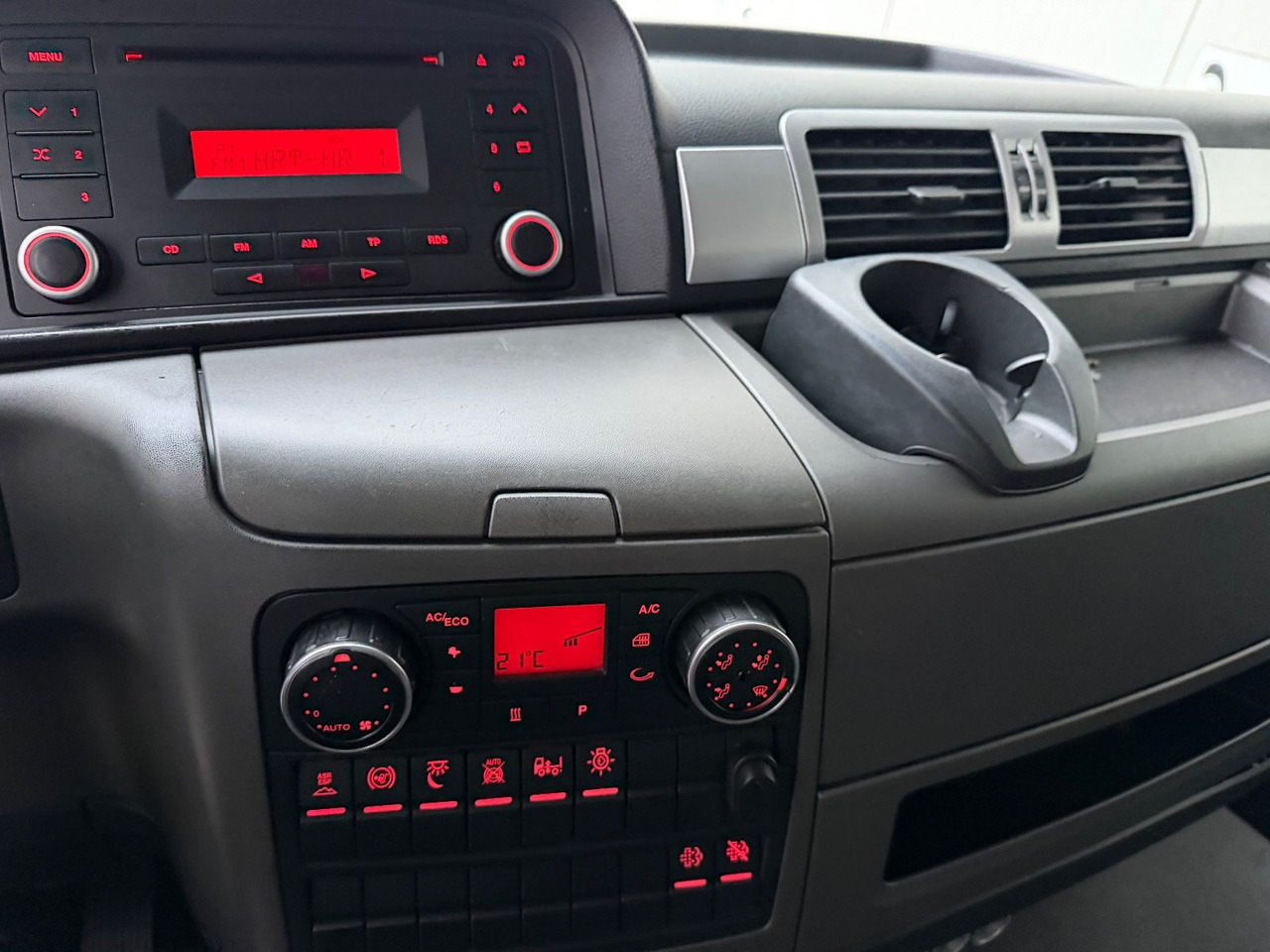 Тягач MAN TGS 18.440: фото 9