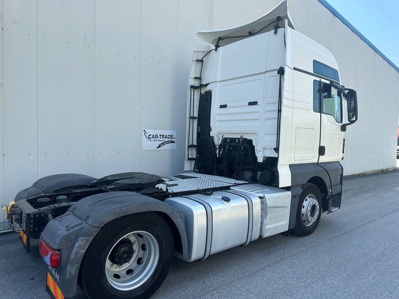 MAN TGX 18.460 XXL Intarder/Standklima - Тягач: фото 3 MAN TGX 18.460 XXL Intarder/Standklima - Тягач: фото 3