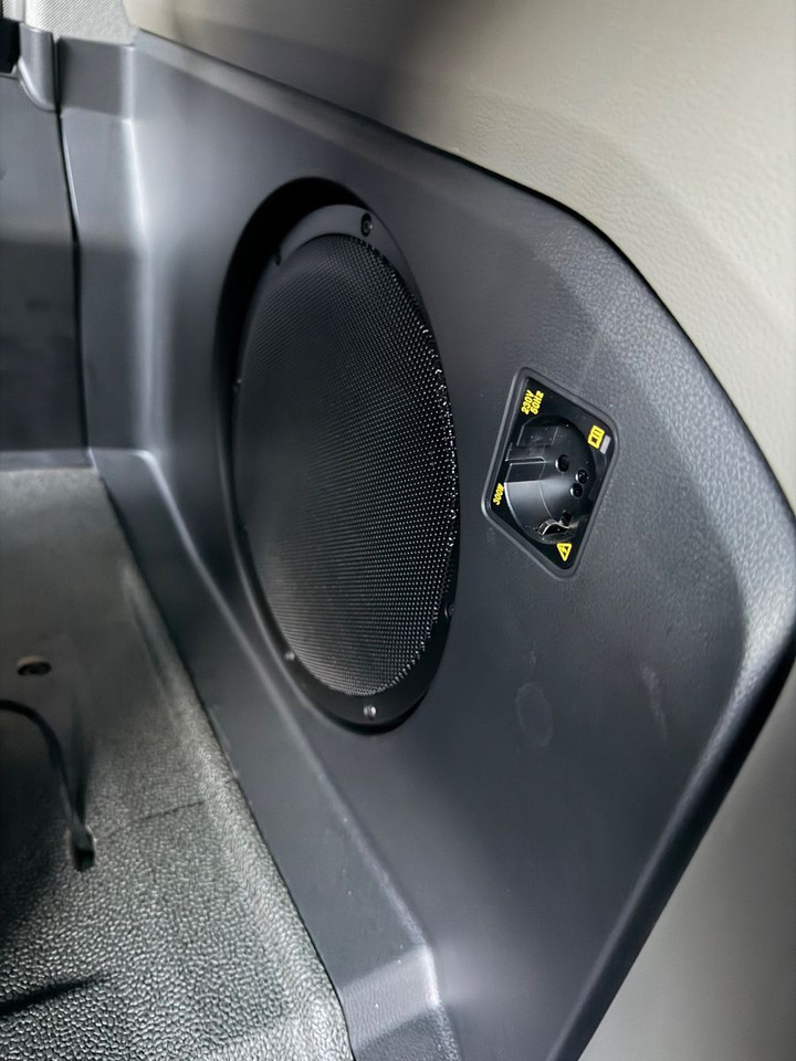 Тягач MAN TGX18.540 ALU/LED/2-Hyd: фото 15