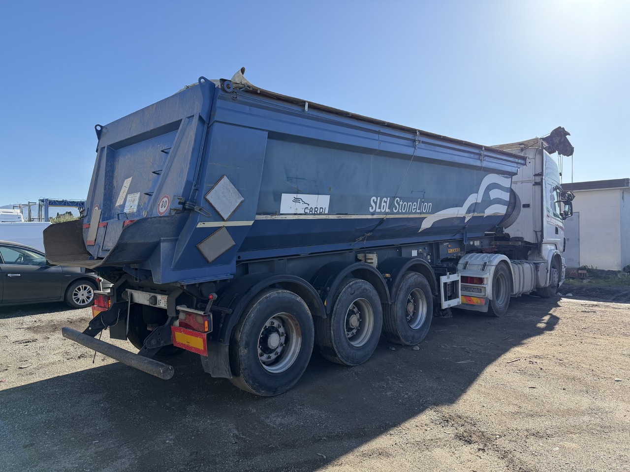 CARDI - Самосвальный полуприцеп: фото 3 CARDI - Самосвальный полуприцеп: фото 3