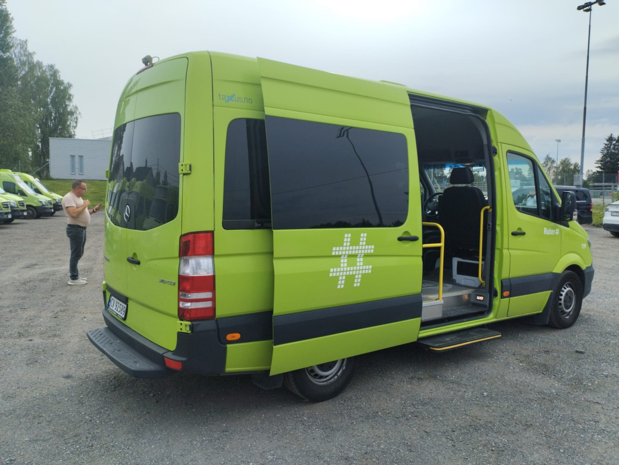 MERCEDES-BENZ SPRINTER 316 | 5 szt./pcs. - Микроавтобус, Пассажирский фургон: фото 4 MERCEDES-BENZ SPRINTER 316 | 5 szt./pcs. - Микроавтобус, Пассажирский фургон: фото 4