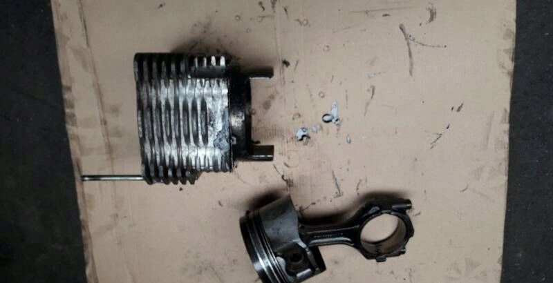 Hatz 1b50 tłok z cylindrem - Двигатель для Грузовиков: фото 2 Hatz 1b50 tłok z cylindrem - Двигатель для Грузовиков: фото 2