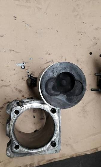 Hatz 1b50 tłok z cylindrem - Двигатель для Грузовиков: фото 1 Hatz 1b50 tłok z cylindrem - Двигатель для Грузовиков: фото 1