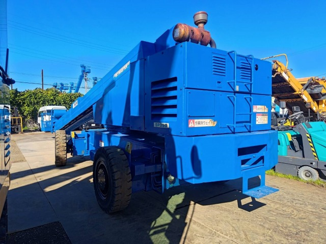 AICHI SP350 - Телескопический подъемник: фото 3 AICHI SP350 - Телескопический подъемник: фото 3