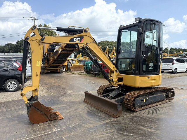 CAT 303ECR - Мини-экскаватор: фото 1 CAT 303ECR - Мини-экскаватор: фото 1