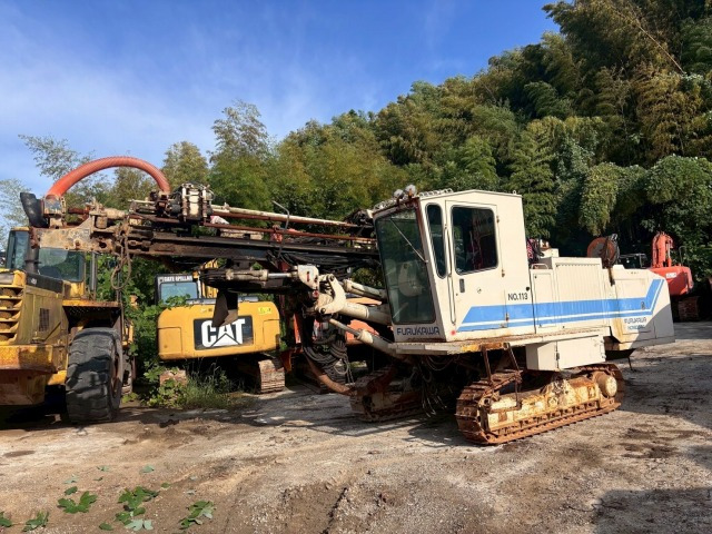 FURUKAWA HCR900-DS - Буровая машина: фото 1 FURUKAWA HCR900-DS - Буровая машина: фото 1