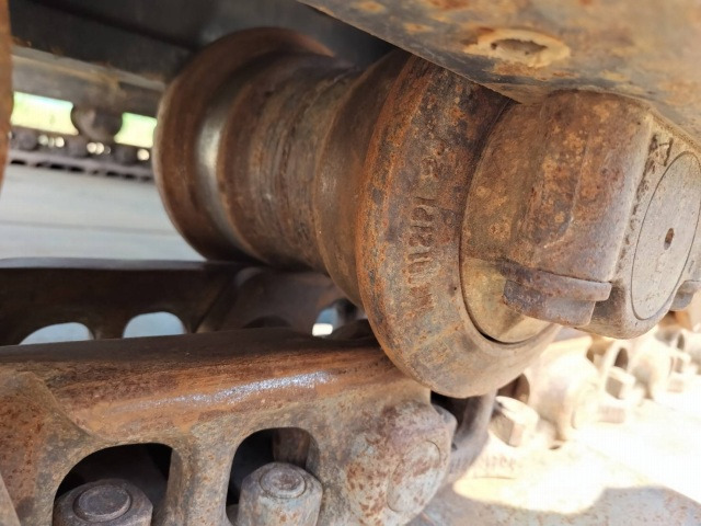 Гусеничный экскаватор KOBELCO SK200-10: фото 9