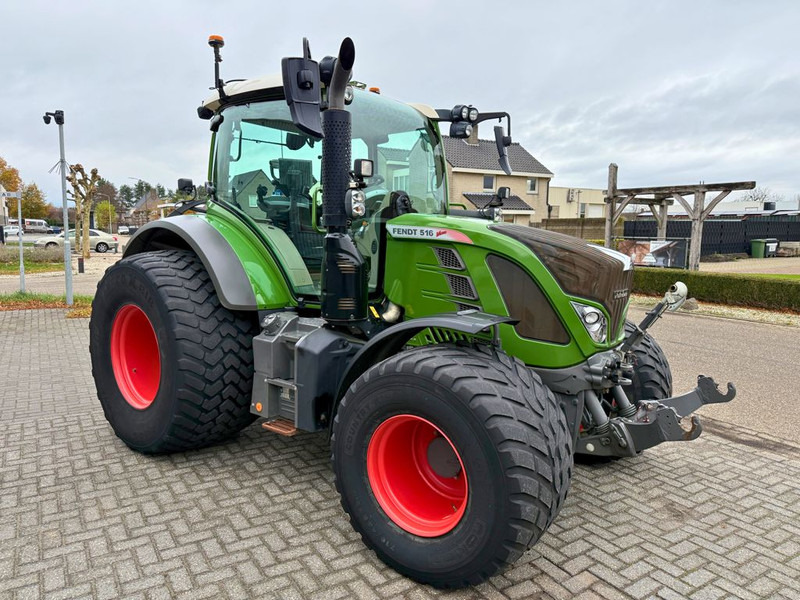 Fendt 516 Vario ProfiPlus - Трактор: фото 4 Fendt 516 Vario ProfiPlus - Трактор: фото 4