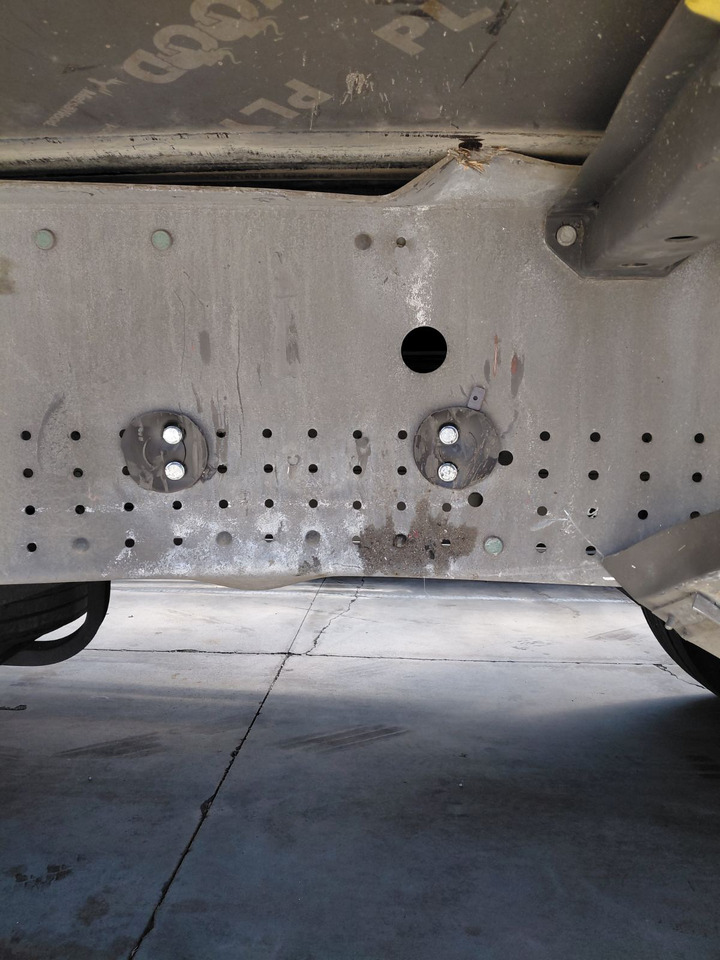 SCHMITZ SCB S3 - located in Spain - Тентованный полуприцеп: фото 2 SCHMITZ SCB S3 - located in Spain - Тентованный полуприцеп: фото 2