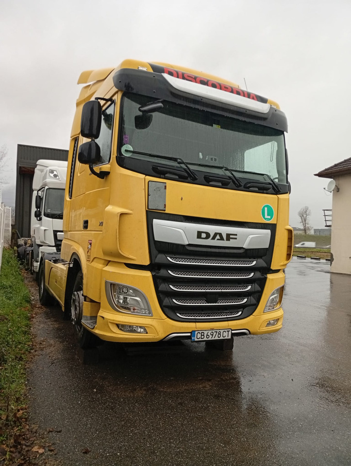 DAF XF430 - FR 73000, damaged engine - Тягач: фото 2 DAF XF430 - FR 73000, damaged engine - Тягач: фото 2