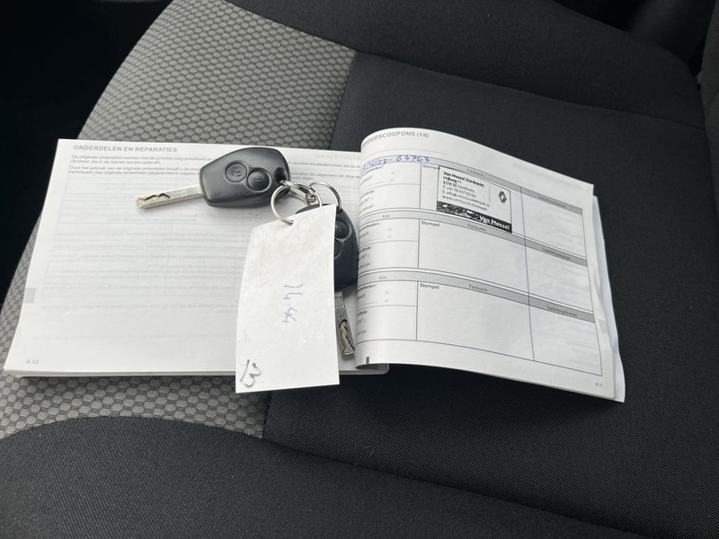 Легковой фургон Renault Kangoo 1.5 dCi E6 R-link BPM Vrij! Lease €168 p/m, Airco, Navi , PDC, Volledig onderhoudshistorie aanwezig: фото 9 Легковой фургон Renault Kangoo 1.5 dCi E6 R-link BPM Vrij! Lease €168 p/m, Airco, Navi , PDC, Volledig onderhoudshistorie aanwezig: фото 9