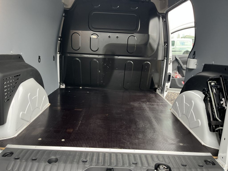 Легковой фургон Renault Kangoo 1.5 dCi E6 R-link BPM Vrij! Lease €168 p/m, Airco, Navi , PDC, Volledig onderhoudshistorie aanwezig: фото 17 Легковой фургон Renault Kangoo 1.5 dCi E6 R-link BPM Vrij! Lease €168 p/m, Airco, Navi , PDC, Volledig onderhoudshistorie aanwezig: фото 17