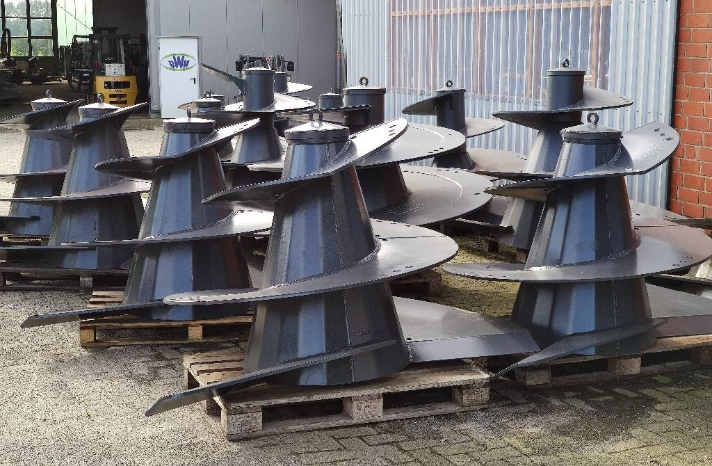 RMH Futtermischschnecke für z. B. Mixel  - Запчасти для Кормораздатчиков: фото 4 RMH Futtermischschnecke für z. B. Mixel  - Запчасти для Кормораздатчиков: фото 4