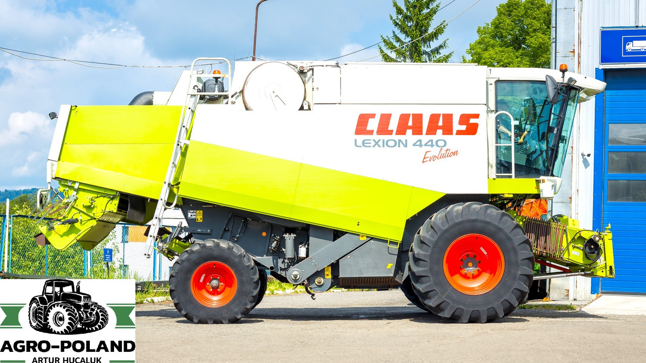 CLAAS LEXION 440 EVOLUTION - 2003 ROK + CLAAS C 540 SKŁADANY - 2007 ROK - Зерноуборочный комбайн: фото 4 CLAAS LEXION 440 EVOLUTION - 2003 ROK + CLAAS C 540 SKŁADANY - 2007 ROK - Зерноуборочный комбайн: фото 4