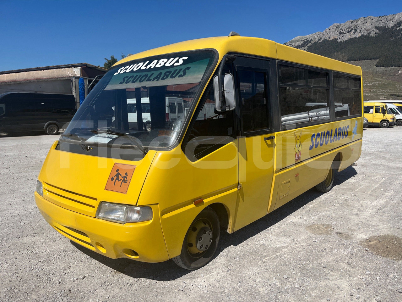 Bundle di 4 mezzi Iveco - Cacciamali Iveco - Cacciamali Iveco - Cacciamali Iveco - A50 - Школьный автобус: фото 4 Bundle di 4 mezzi Iveco - Cacciamali Iveco - Cacciamali Iveco - Cacciamali Iveco - A50 - Школьный автобус: фото 4