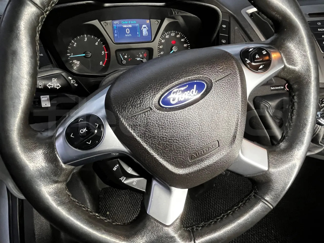 Микроавтобус, Пассажирский фургон Ford Transit: фото 39