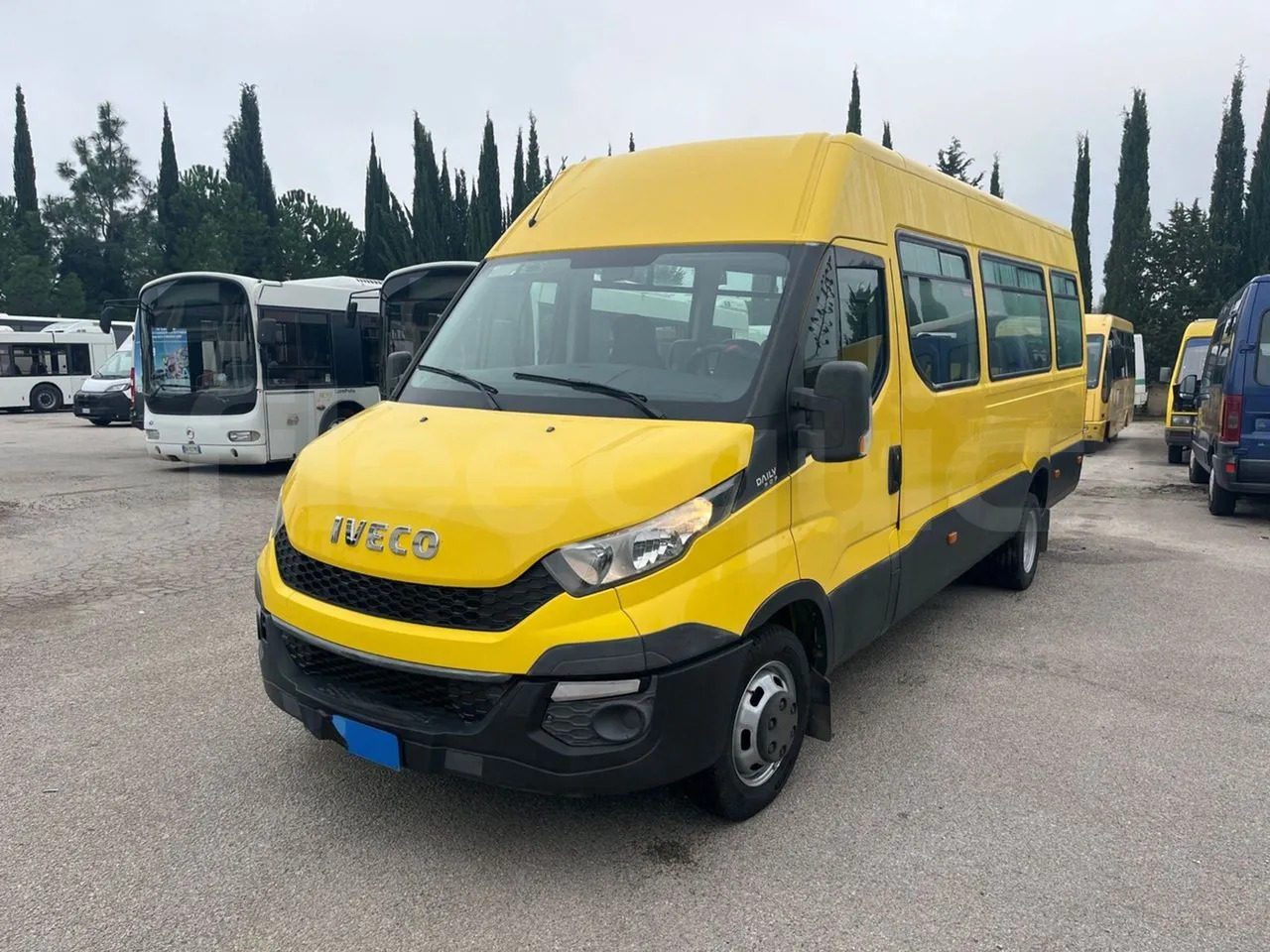 Iveco Daily - Микроавтобус, Пассажирский фургон: фото 4 Iveco Daily - Микроавтобус, Пассажирский фургон: фото 4