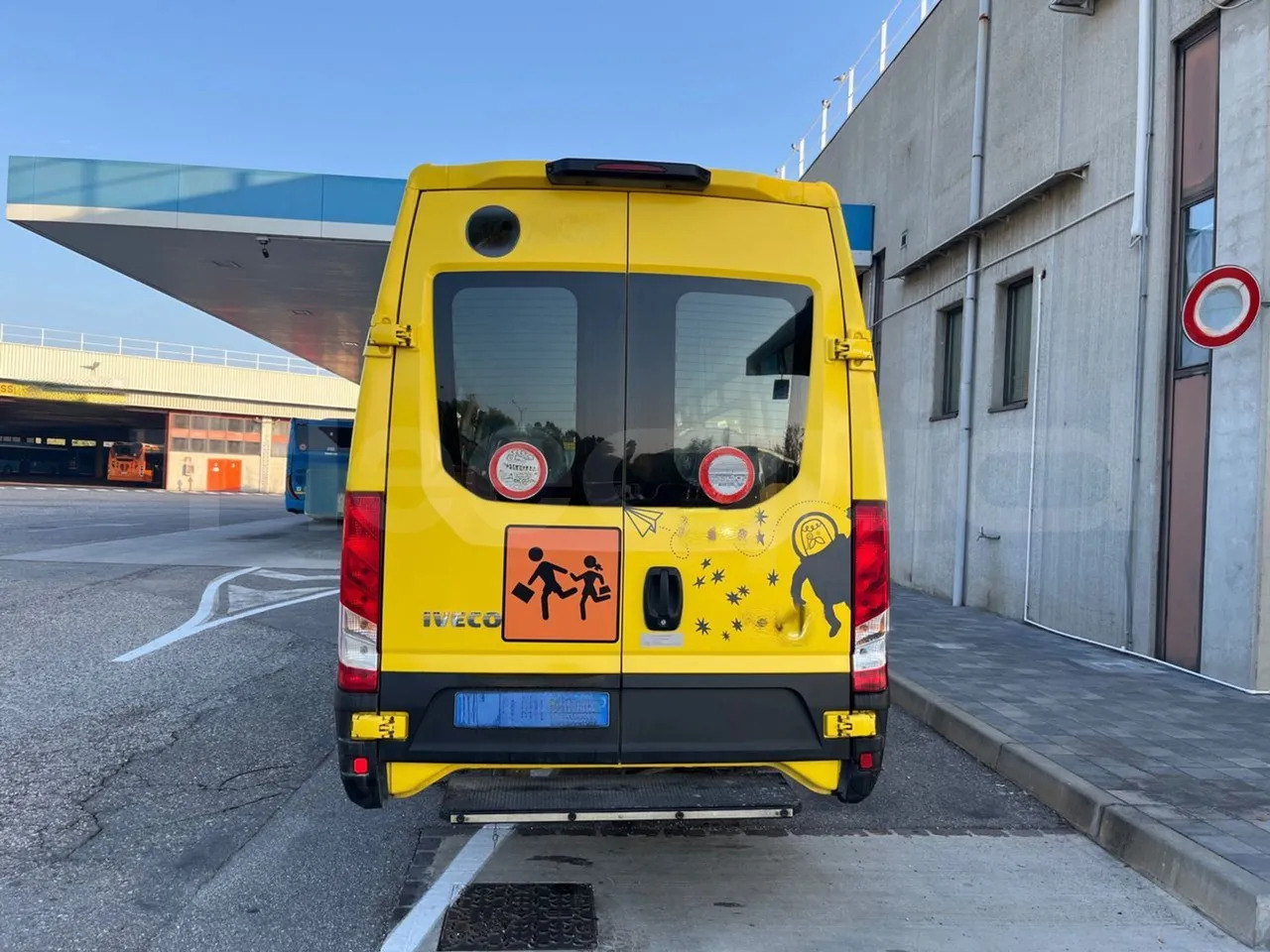 Iveco Daily - Школьный автобус: фото 5 Iveco Daily - Школьный автобус: фото 5