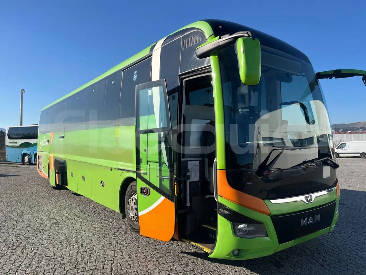 Man Lion's Coach - Туристический автобус: фото 1 Man Lion's Coach - Туристический автобус: фото 1