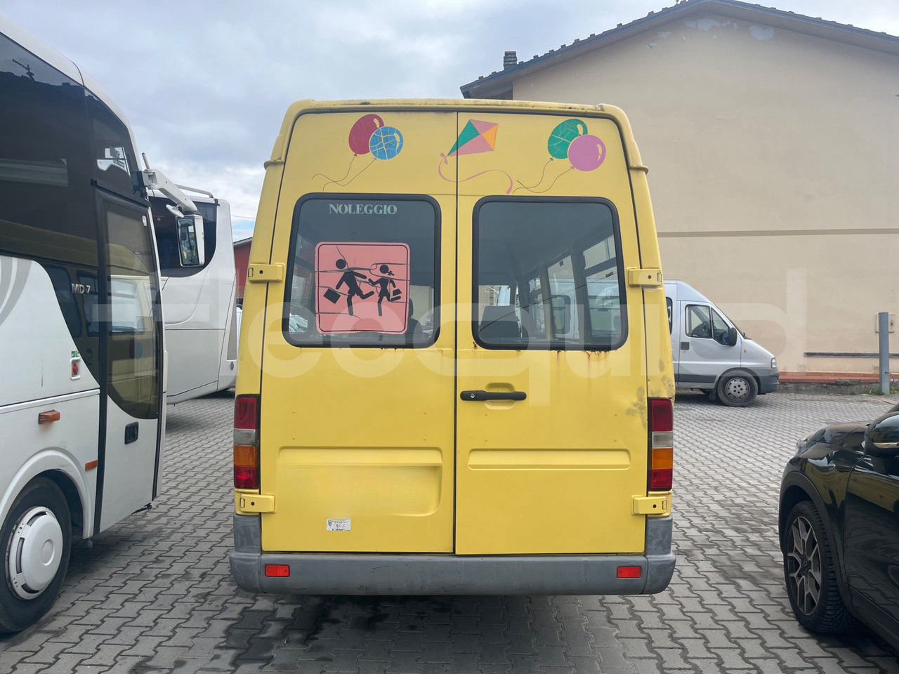 Mercedes-Benz Sprinter - Школьный автобус: фото 5 Mercedes-Benz Sprinter - Школьный автобус: фото 5