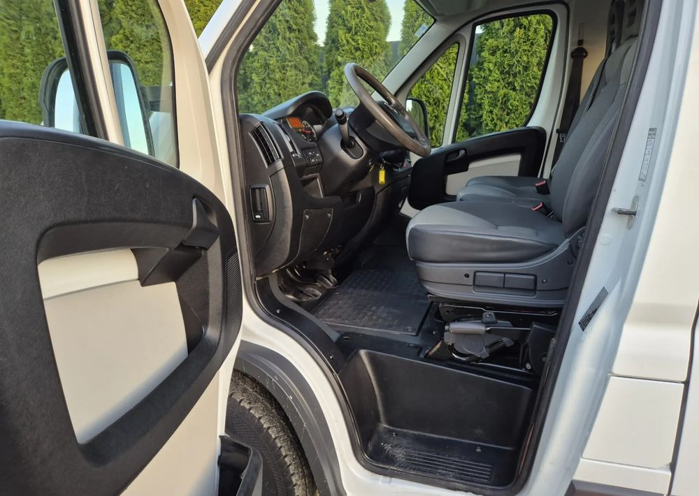 Fiat DUCATO 2.3 150KM / - Грузопассажирский фургон: фото 4 Fiat DUCATO 2.3 150KM / - Грузопассажирский фургон: фото 4