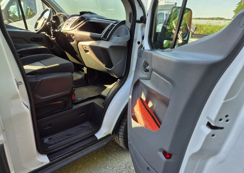 Цельнометаллический фургон Ford TRANSIT 2.0 130KM: фото 8 Цельнометаллический фургон Ford TRANSIT 2.0 130KM: фото 8