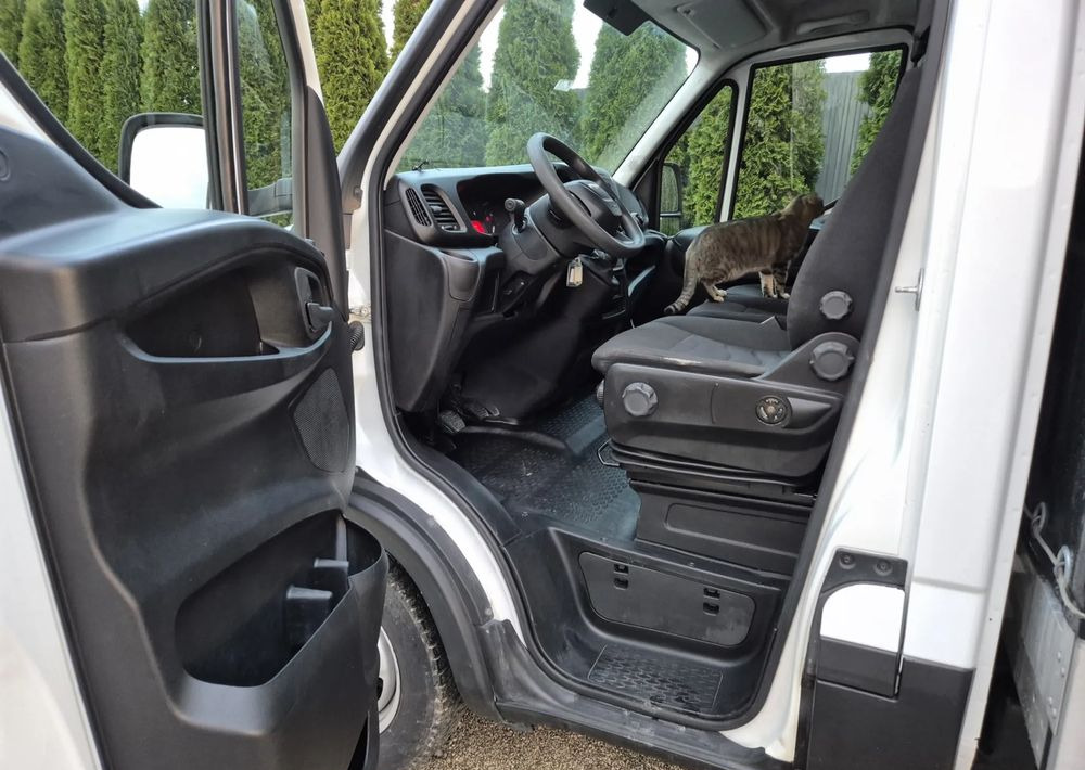 Iveco 35C14 - Малотоннажный бортовой грузовик: фото 5 Iveco 35C14 - Малотоннажный бортовой грузовик: фото 5