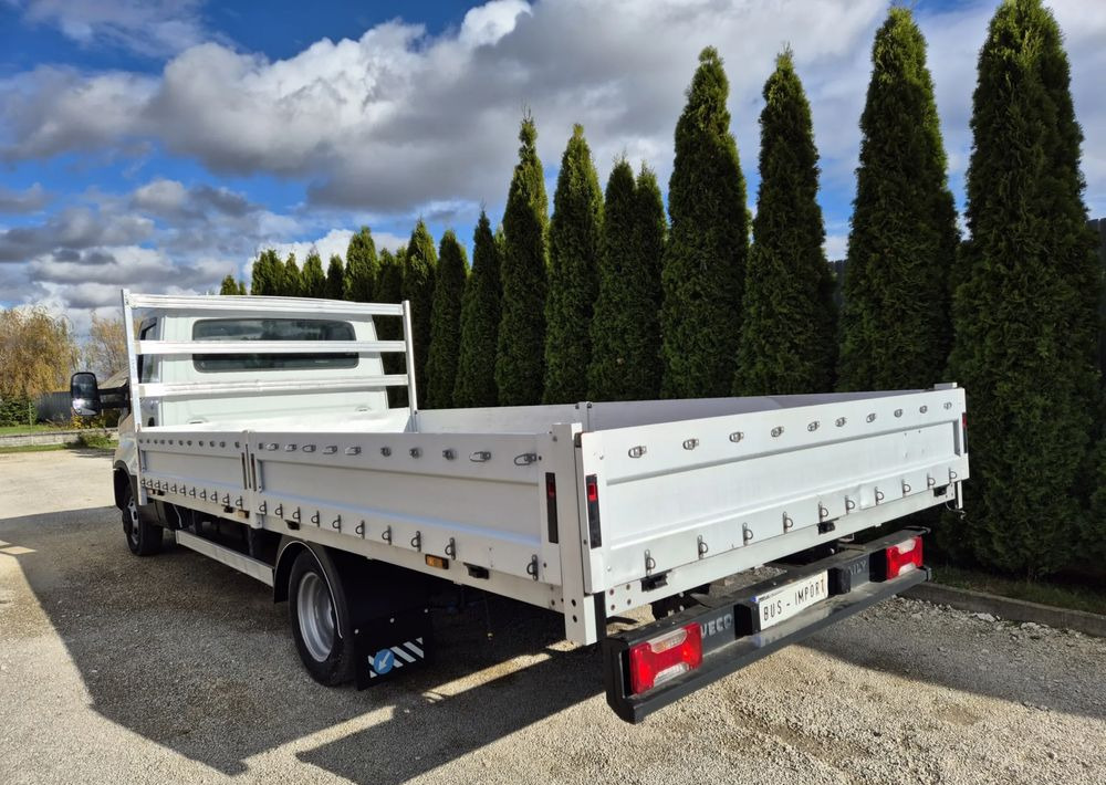 Iveco 35C15 3.0 - Малотоннажный бортовой грузовик: фото 3 Iveco 35C15 3.0 - Малотоннажный бортовой грузовик: фото 3