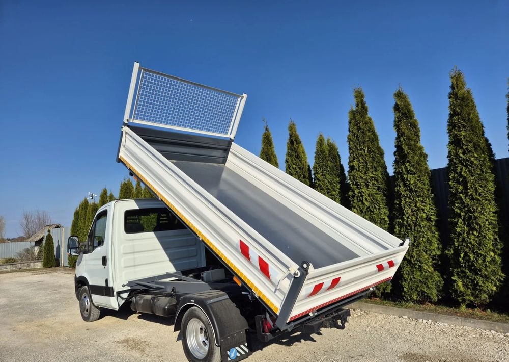 Iveco 35c15 3.0 150KM - Малотоннажный самосвал: фото 3 Iveco 35c15 3.0 150KM - Малотоннажный самосвал: фото 3