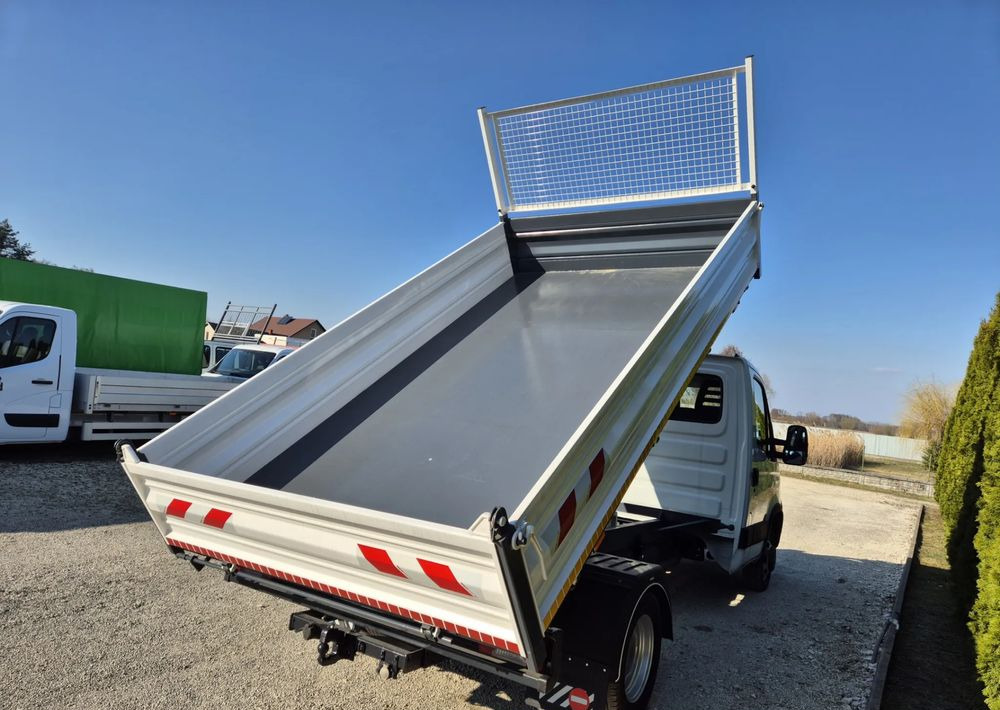 Iveco 35c15 3.0 150KM - Малотоннажный самосвал: фото 4 Iveco 35c15 3.0 150KM - Малотоннажный самосвал: фото 4